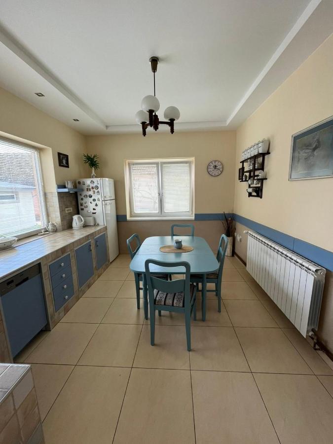 Guest House A'Storia Рума Екстериор снимка